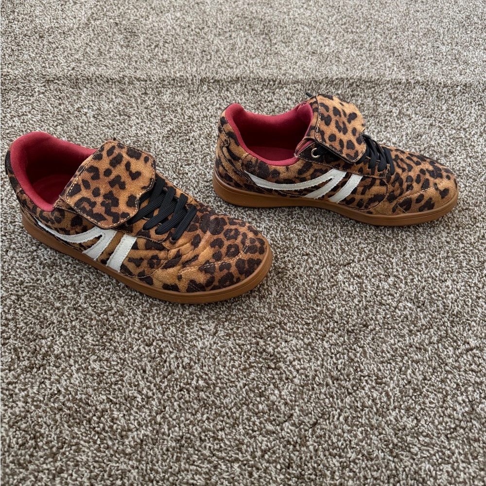 Steve Madden Leopard Print Low-Top Sneakers - Brown